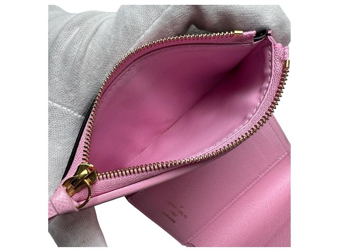 Louis Vuitton Portefeuille Victorine Vivienne M80873 IC Wallet Multicolore - vue 7