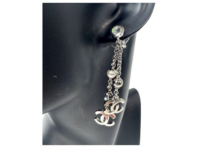 Orecchini lunghi Chanel Coco Mark Argento - vista 2