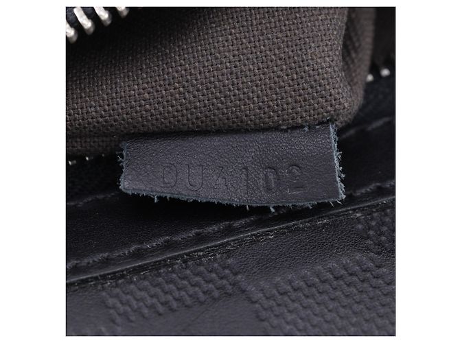 Borsa a tracolla Louis Vuitton Calypso MM Nero - vista 18