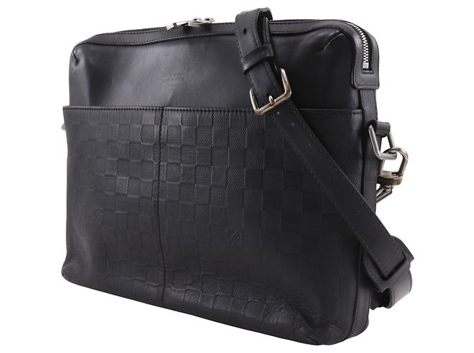 Borsa a tracolla Louis Vuitton Calypso MM Nero - vista 2