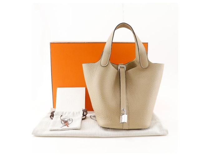 Hermès Bolso Hermes Picotin Lock 18 PM Beige - vista 8
