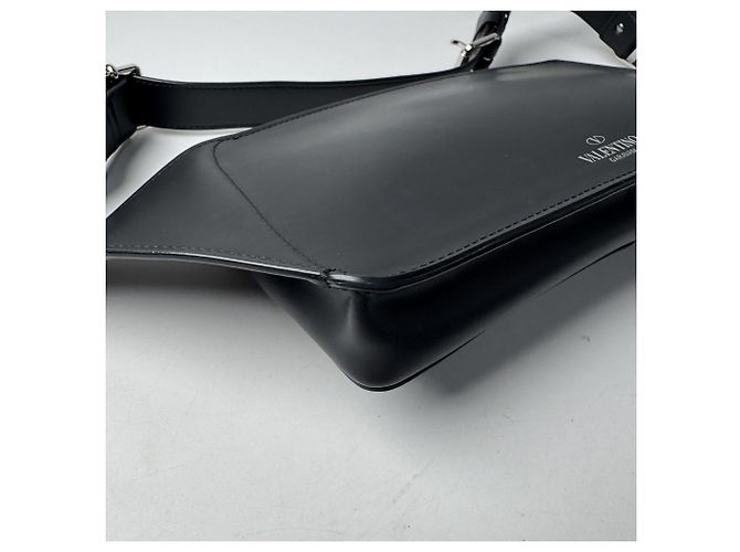 Borsa Sling in pelle nera Valentino Garavani Nero - vista 12