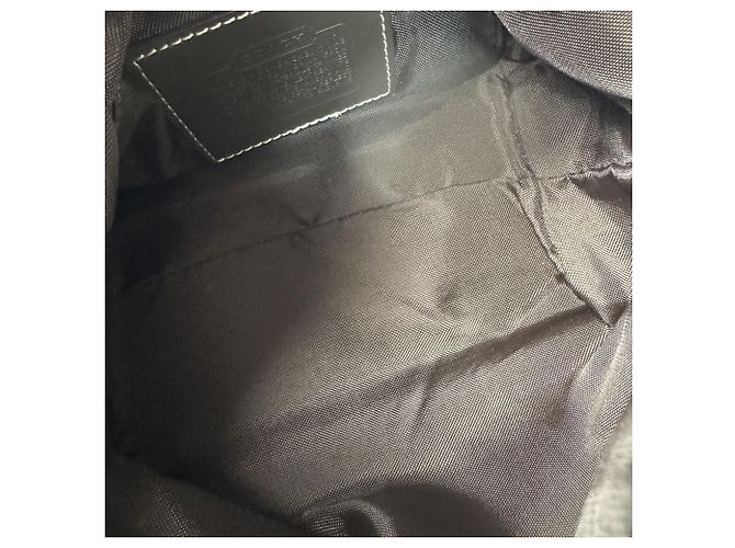 Pouch per borsa Coach in tela rossa Rosso - vista 7