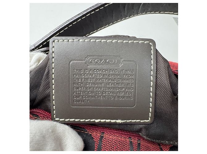Pouch per borsa Coach in tela rossa Rosso - vista 8