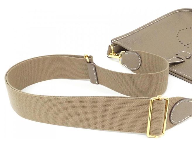 Hermès Borsa a tracolla Hermes Evelyne 3 PM Taupe - vista 6