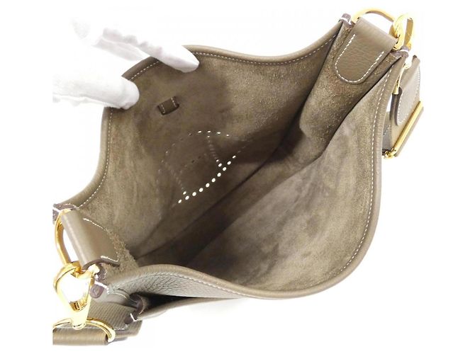 Hermès Borsa a tracolla Hermes Evelyne 3 PM Taupe - vista 7