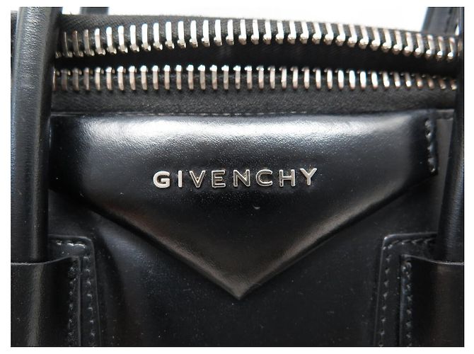 NUOVA BORSA GIVENCHY ANTIGONA PM PELLE LACCATA NERA TRACOLLA Nero - vista 8
