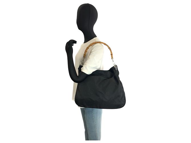 Borsa Gucci Bamboo in nylon nero - vista 7