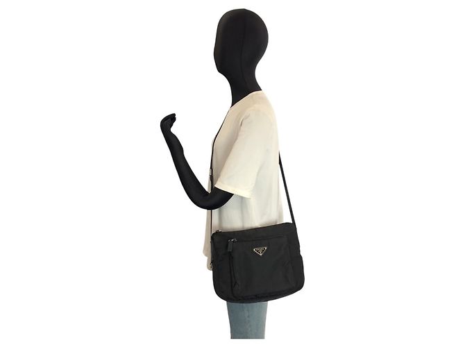 Borsa a tracolla Prada in nylon nero - vista 7