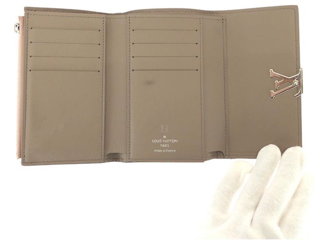 Cartera compacta Capucines Louis Vuitton Rosa - vista 8