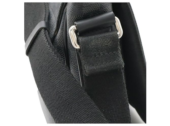 Sac Messenger Louis Vuitton District MM Multicolore - vue 4