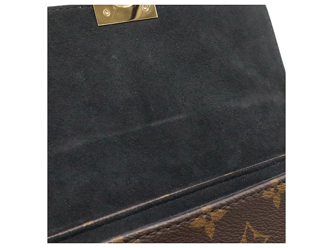 Borsa a tracolla Louis Vuitton Rocky BB Nero - vista 9