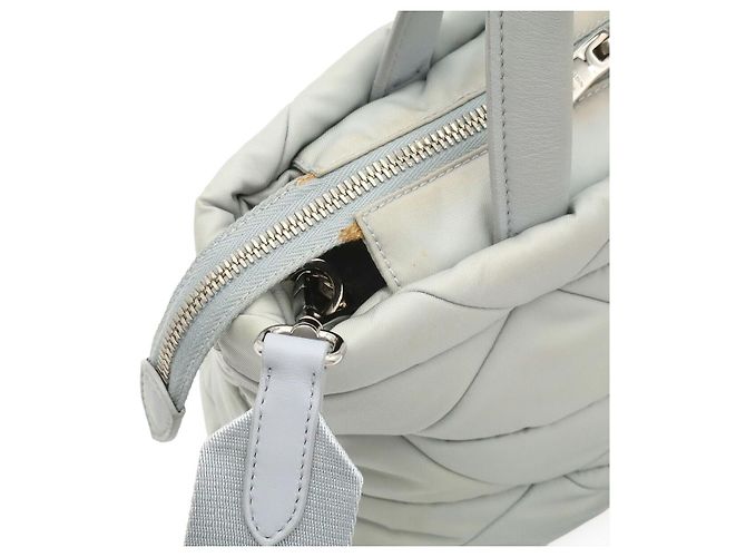Bolso Tote Acolchado Prada Azul - vista 7