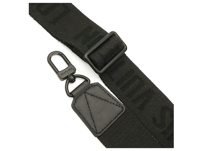 Bolso de hombro Louis Vuitton Takeoff Messenger Negro - vista 6