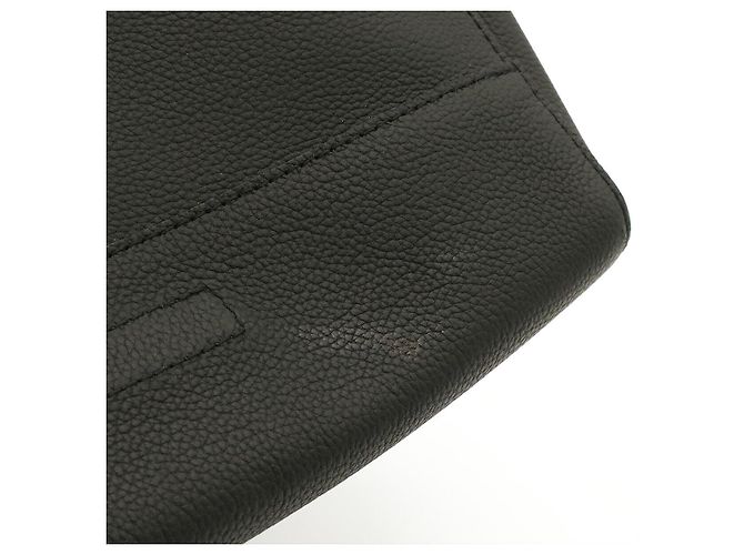 Bolso de hombro Louis Vuitton Takeoff Messenger Negro - vista 9