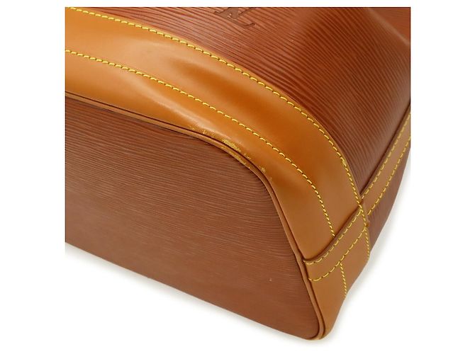 Borsa a tracolla Louis Vuitton Noe Epi Marrone - vista 3