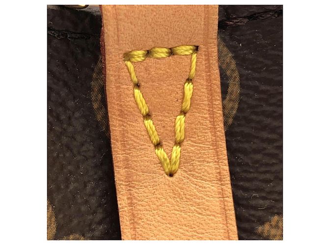 Bolsa Louis Vuitton Monogram Montaigne BB Marrom - vista 5