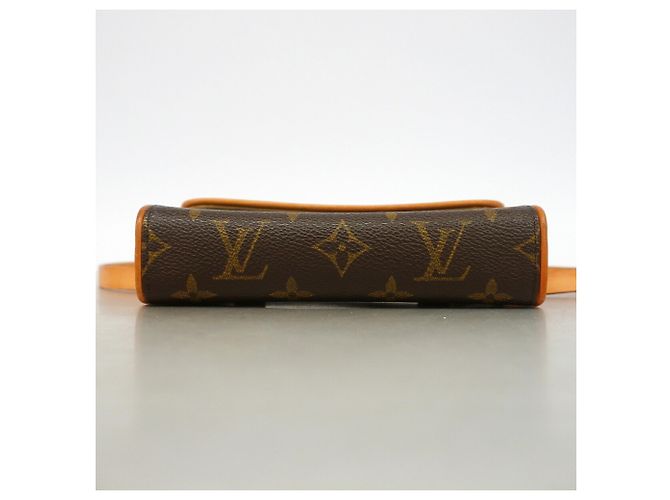 Louis Vuitton Monogram Pochette Florentine Fanny Pack Marrone - vista 3
