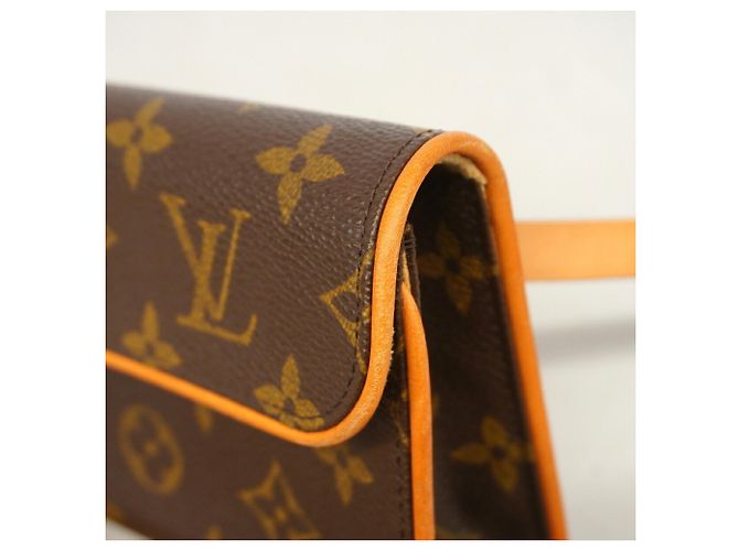 Louis Vuitton Monogram Pochette Florentine Fanny Pack Marrone - vista 6