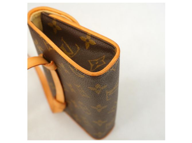 Louis Vuitton Monogram Pochette Florentine Fanny Pack Marrone - vista 7
