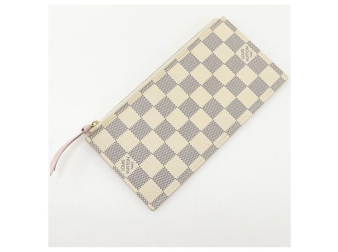 Borsa a tracolla Louis Vuitton Pochette Felice Bianco - vista 13