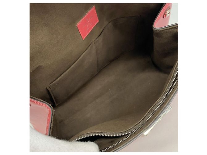 Borsa Louis Vuitton Epi Cluny BB Rosa - vista 4