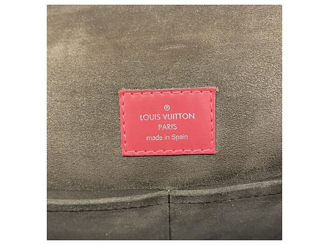 Borsa Louis Vuitton Epi Cluny BB Rosa - vista 5