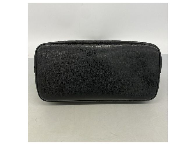 Borsa Tote Chanel in pelle di vitello grana nera Nero - vista 3
