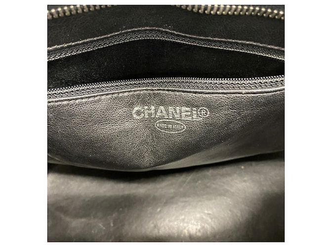 Borsa Tote Chanel in pelle di vitello grana nera Nero - vista 5