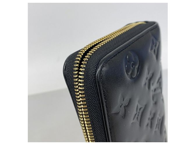 Cartera Larga Louis Vuitton Monogram Embossed Zippy Noir Negro - vista 5