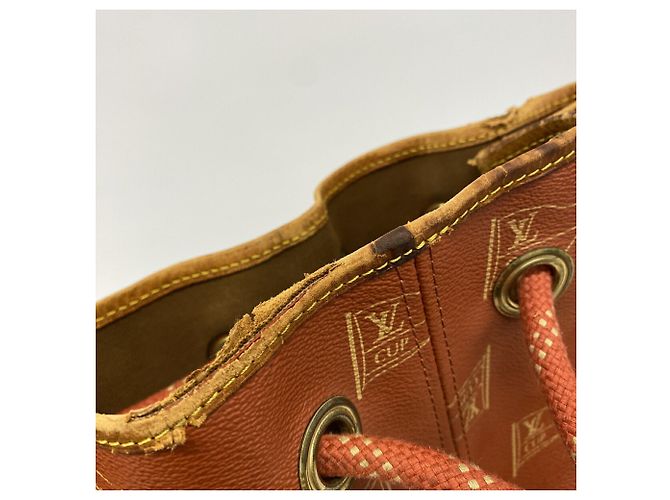 Borsa a tracolla Louis Vuitton LV Cup Saint-Tropez Rosso - vista 6