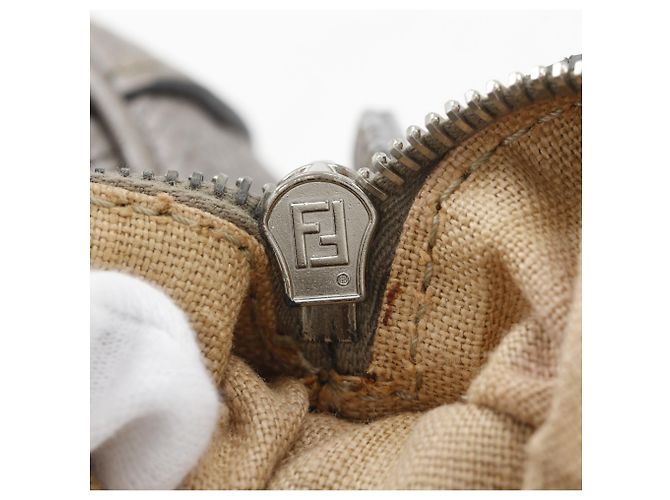 Sac à épaule Fendi Celeria Marron - vue 10