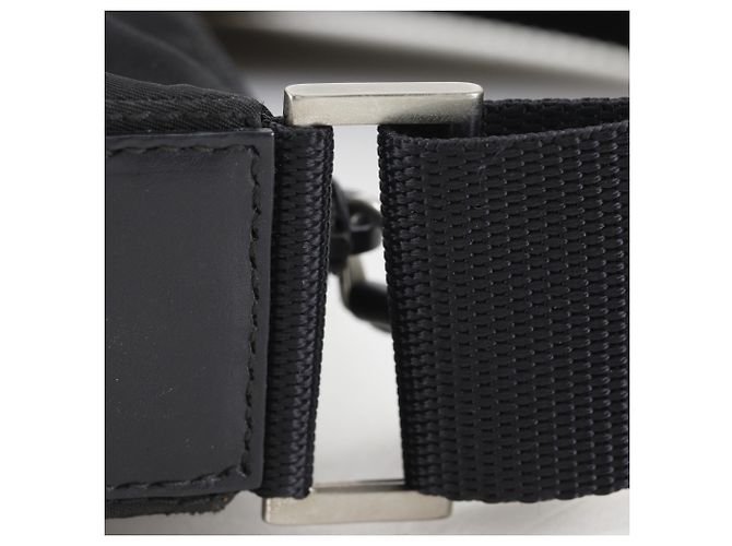 Bolsa de ombro Prada em nylon preto - vista 8