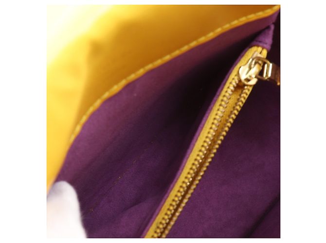 Borsa a tracolla Louis Vuitton Bushi Giallo - vista 7