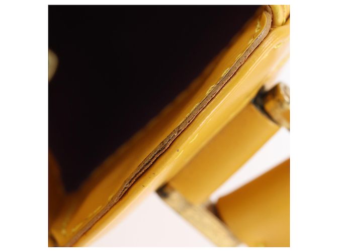 Borsa a tracolla Louis Vuitton Bushi Giallo - vista 9
