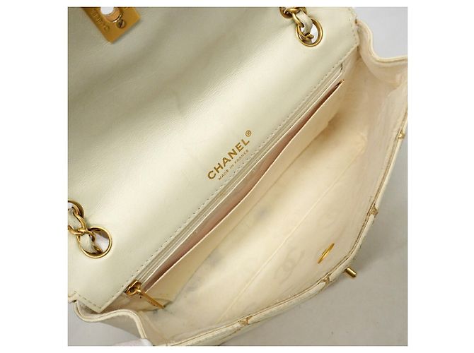 Borsa a tracolla Chanel in pelle bianca Bianco - vista 4