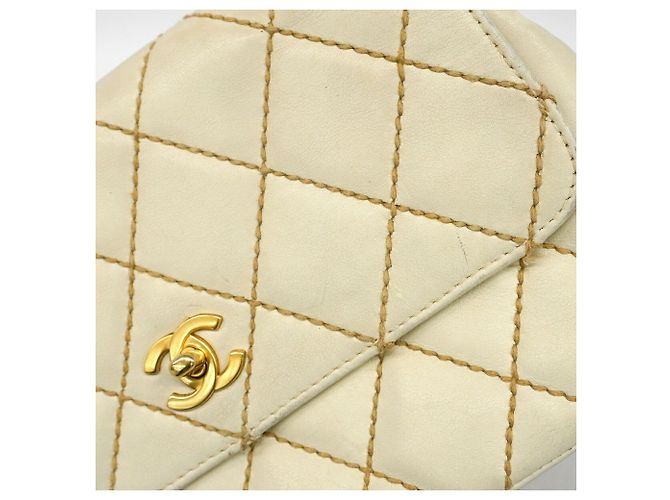 Borsa a tracolla Chanel in pelle bianca Bianco - vista 9