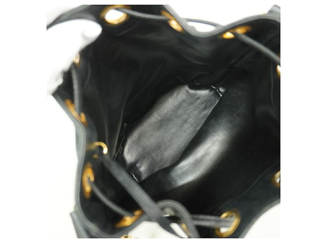 Borsa a tracolla Chanel Triple Coco in pelle caviar Nero - vista 4