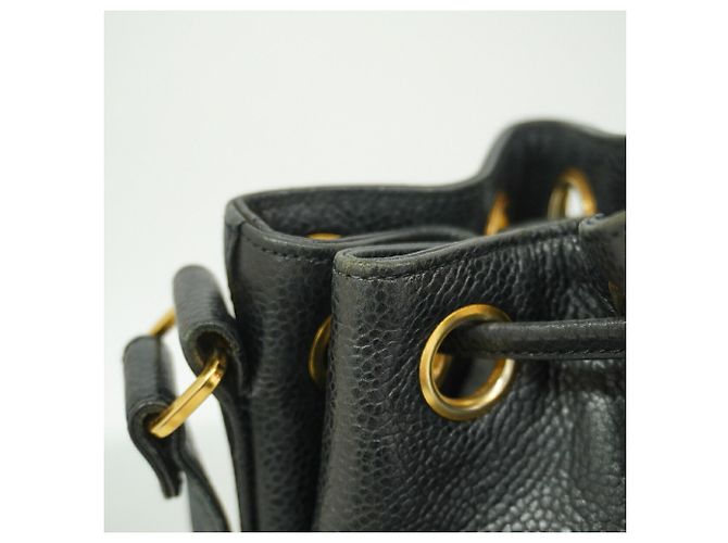 Borsa a tracolla Chanel Triple Coco in pelle caviar Nero - vista 7