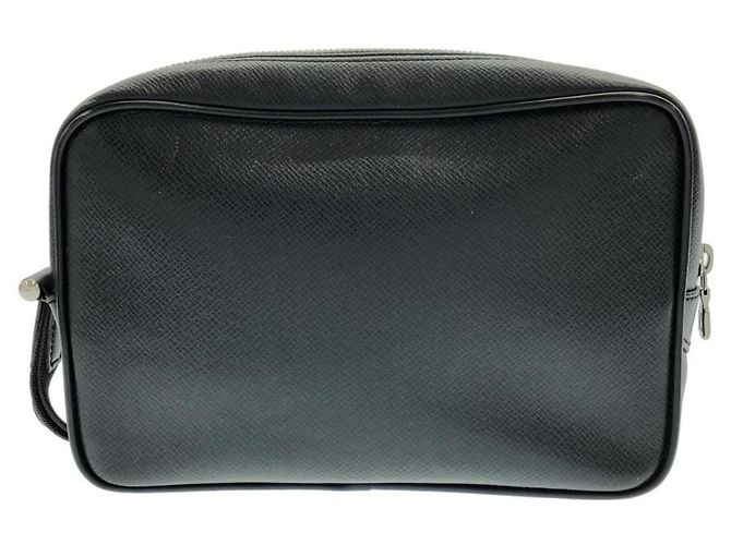 Bolsa de mão Louis Vuitton Taiga Kalga Cinza - vista 2