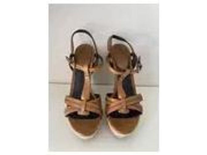 Sandali con zeppa Burberry in pelle marrone - vista 3