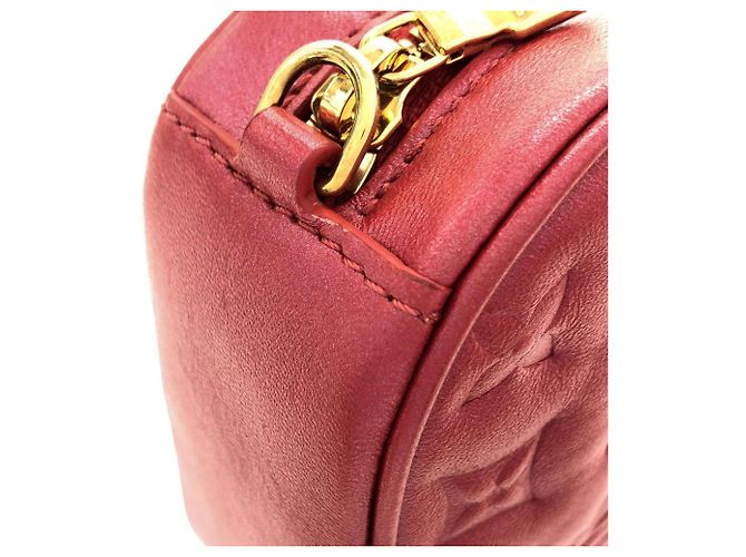 Borsa a tracolla Louis Vuitton Heart on Chain M80837 Rosso - vista 3