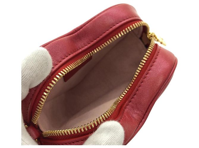 Borsa a tracolla Louis Vuitton Heart on Chain M80837 Rosso - vista 7