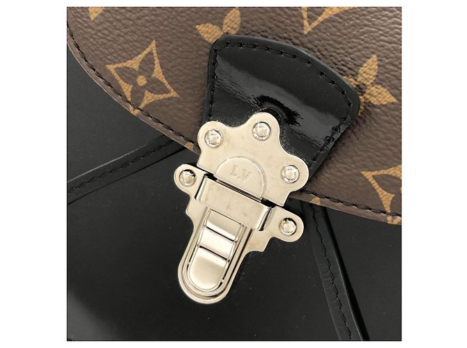 Louis Vuitton Monogram Vernis Miroir Hot Spring Backpack Black - view 4