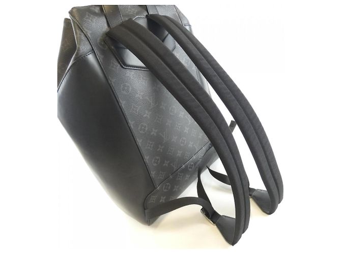 Mochila Explorer Monogram Eclipse Louis Vuitton Negro - vista 6