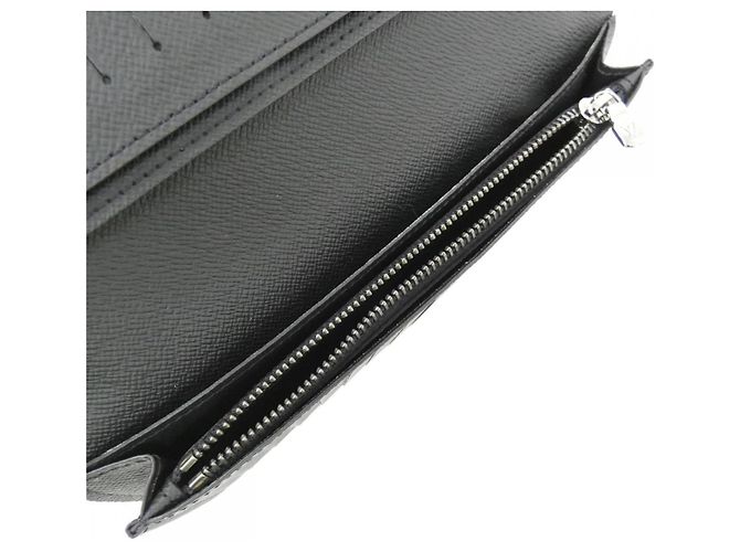 Louis Vuitton Monogram Eclipse Portefeuille Brazza Wallet Nero - vista 4