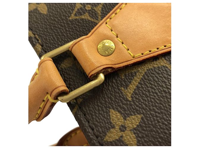 Bolso Louis Vuitton Monogram Sac Plat Castaño - vista 4