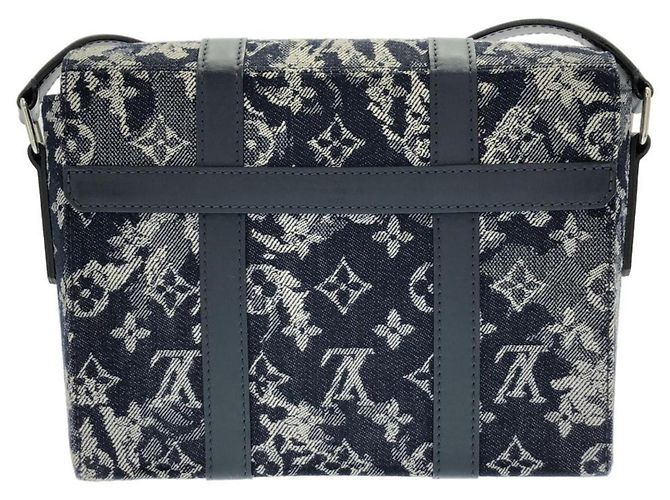Borsa a tracolla Louis Vuitton Monogram Tapestry Trunk Blu - vista 2