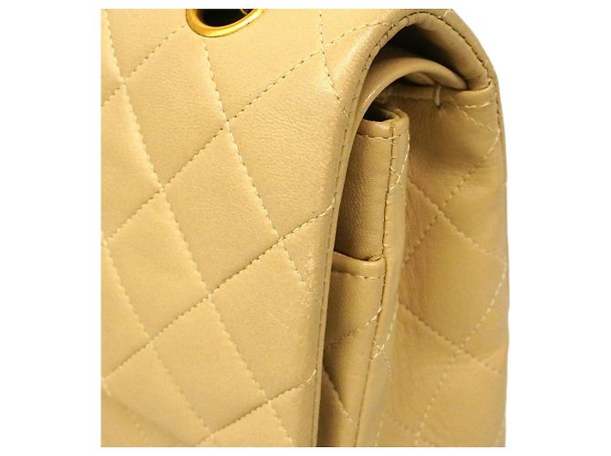 Borsa a tracolla Chanel Matelassé Beige - vista 13