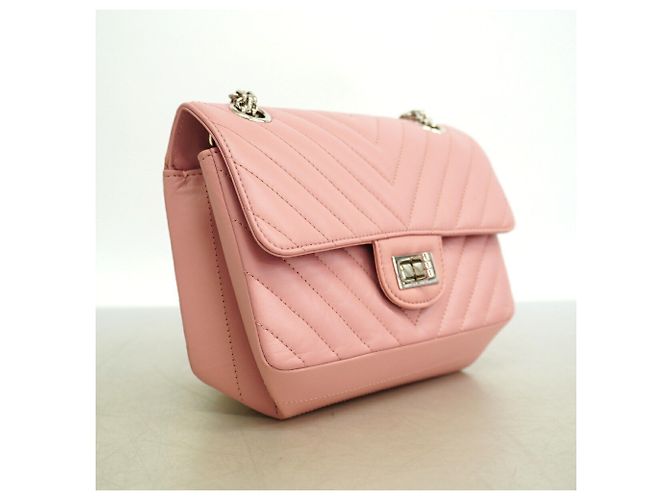 Bolso de hombro Chanel de piel rosa - vista 2